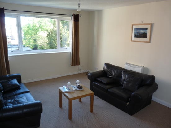 Flat  Windsor Court Kings Norton